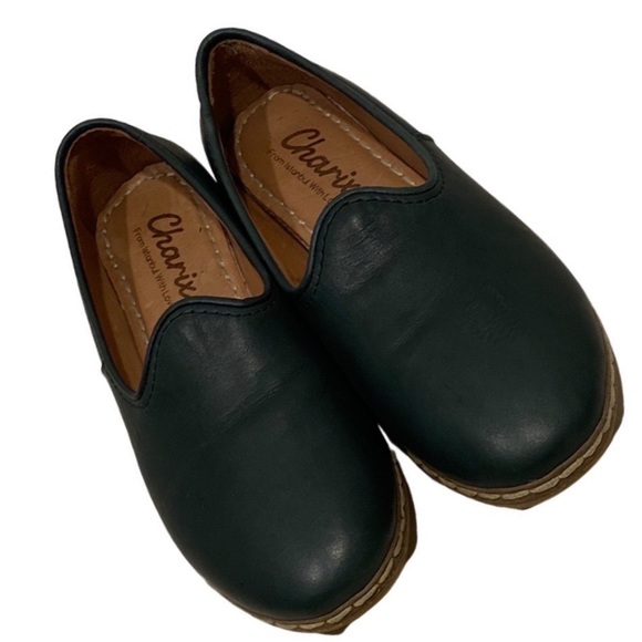 Charix Shoes Charix Womens Dark Green Leather Flats Size 5 Usa